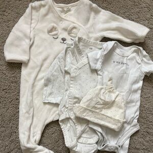 H&M Cream Baby Bear Footie Set